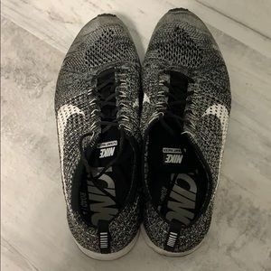 Nike Flyknit Racer